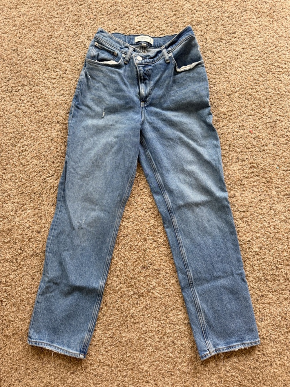 Abercrombie & Fitch Curve Love Ultra High Rise 90s Straight Jeans 28 short